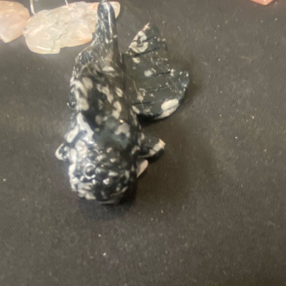 Snowflake obsidian fish - Picture 3 of 4